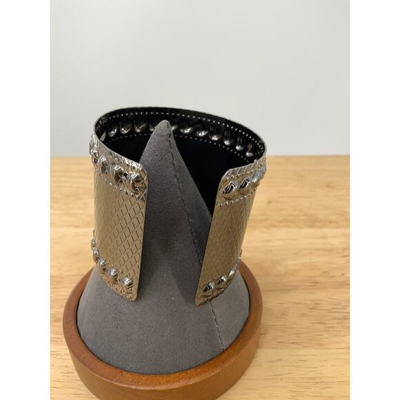 Silvertone Studded Textured Cuff Dark Metal Brass Fashion Jewelry Bracelet - Picture 7 of 10